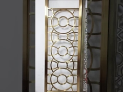 नई स्टेनलेस स्टील स्क्रीन विभाजन दीवार टाइटेनियम धातु लेजर होटल से खोखला हो गया